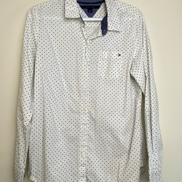 Hilfiger Button Down, Relax Fit, Collard w/Pocket, Roll Up Sleeves, Sz Large - Picture 1 of 13